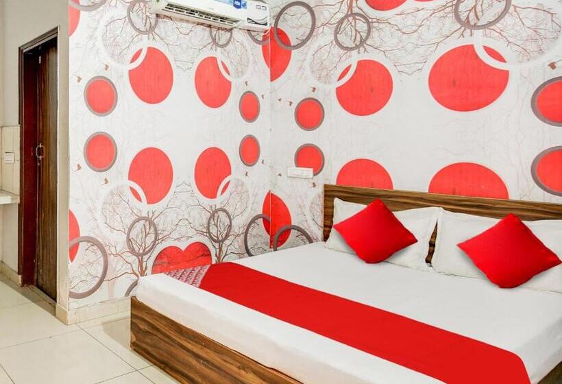 Triple Classic Room, O The Corner House