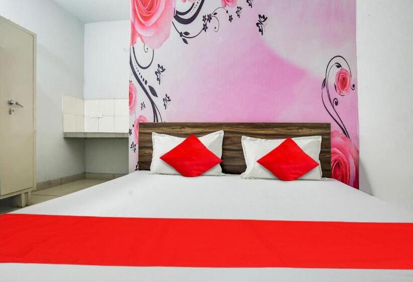 Triple Classic Room, O The Corner House