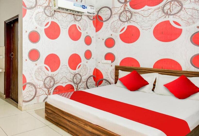 Triple Classic Room, O The Corner House