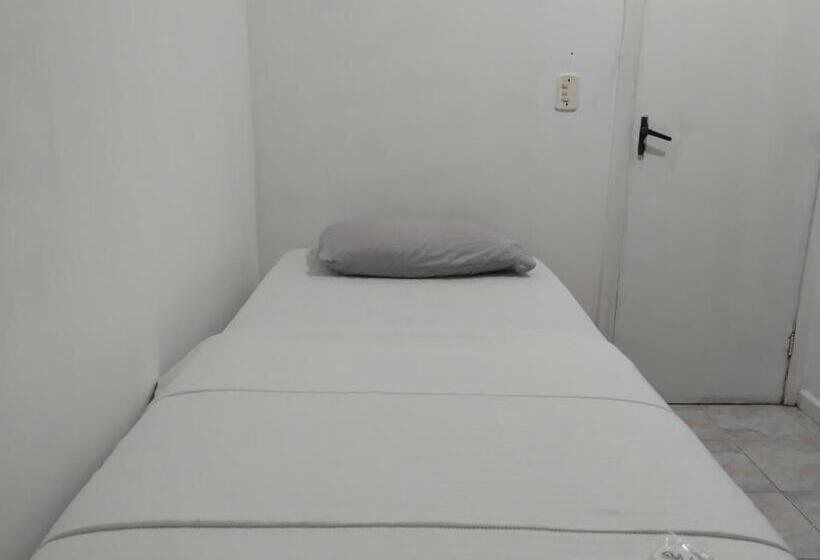 스탠다드 싱글 룸 공동욕실, Pousada Jardins Campista