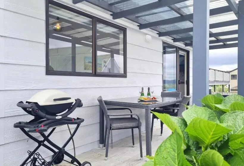 اتاق استاندارد با چشم‌انداز دریا, Beverley Hills Guesthouse