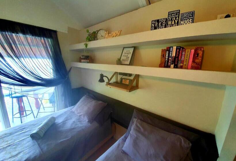 חדר משפחתי, Cabana S On Gatun Lake In Arenosa