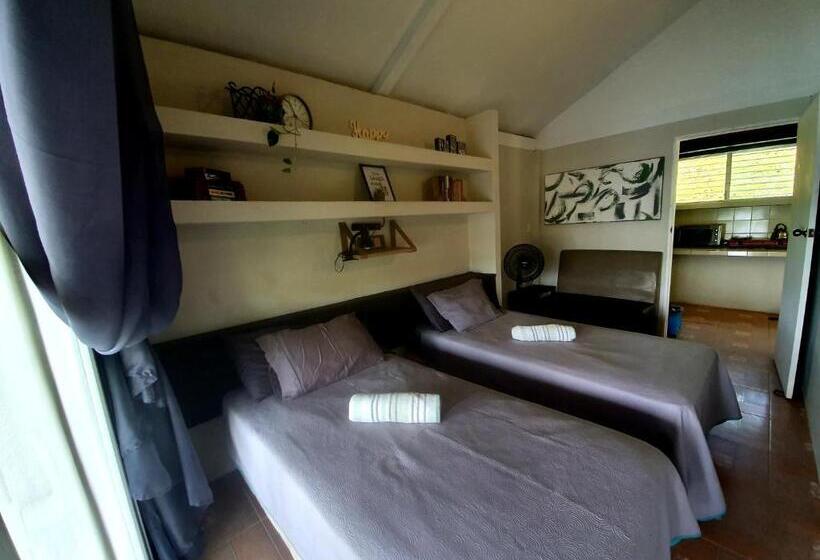 חדר משפחתי, Cabana S On Gatun Lake In Arenosa