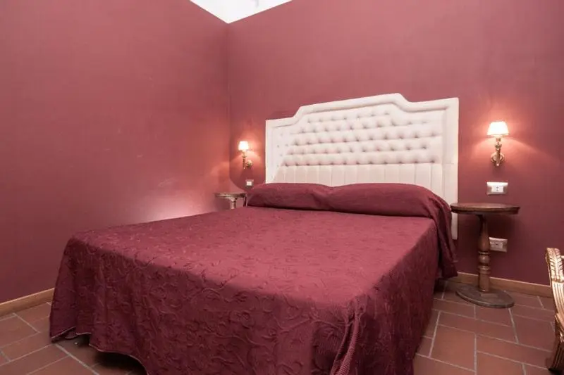 اتاق استاندارد چهار تخته, Imperial Guesthouse