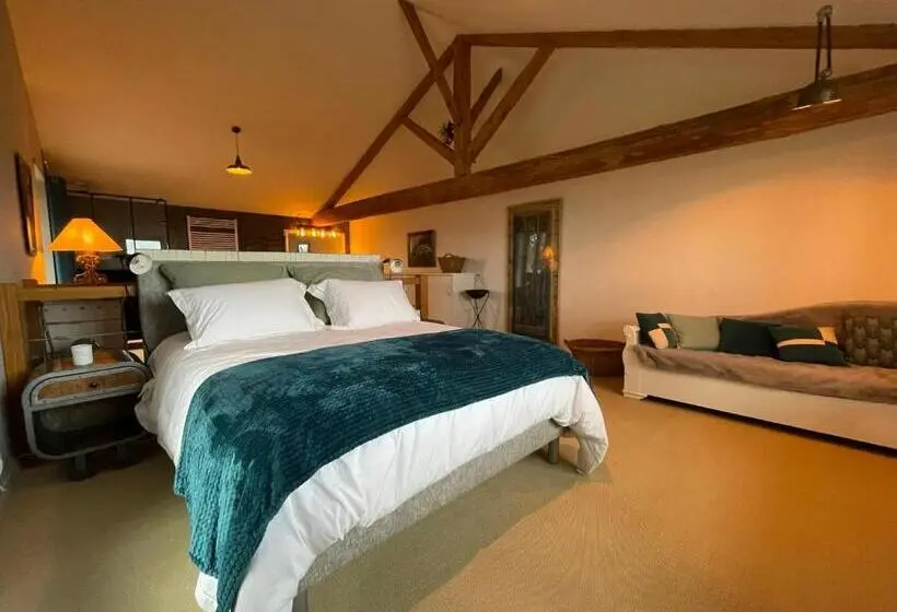 Standard Kolmen Hengen Huone, La Grange Aux Hirondelles   Appartement Complet Et Indépendant