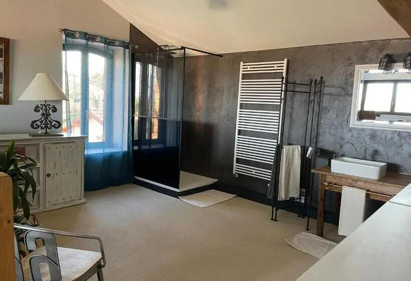 Standard Kolmen Hengen Huone, La Grange Aux Hirondelles   Appartement Complet Et Indépendant
