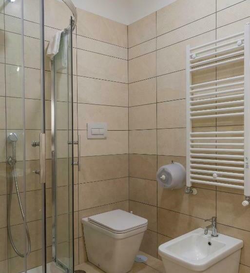 غرفة ديلوكس, America