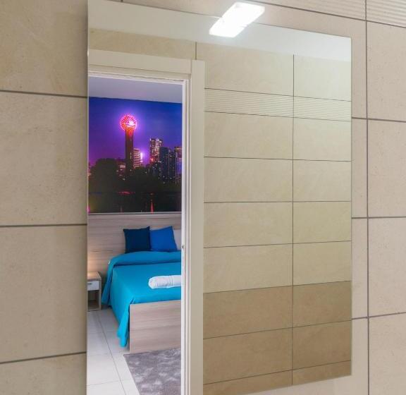 غرفة ديلوكس مزودة بشرفة, America