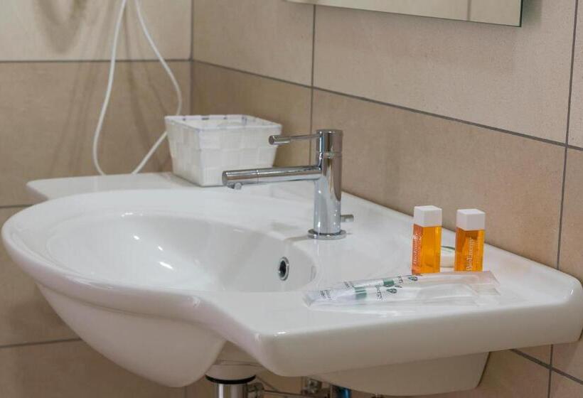 غرفة ديلوكس مزودة بشرفة, America