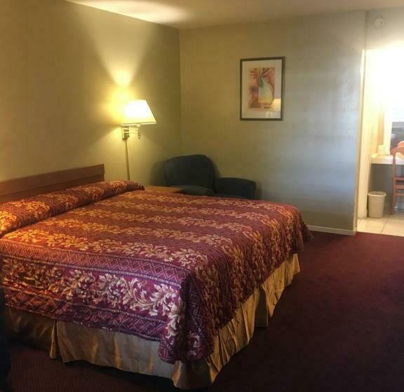 Standard Værelse King Size Seng, Century Inn At Lax