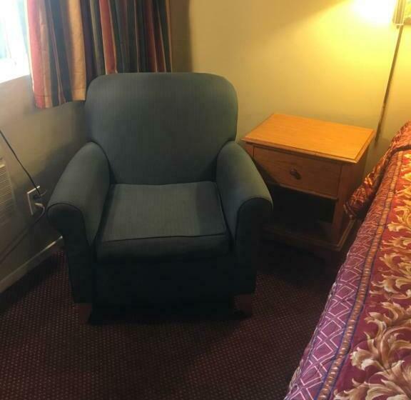 Standard Værelse King Size Seng, Century Inn At Lax