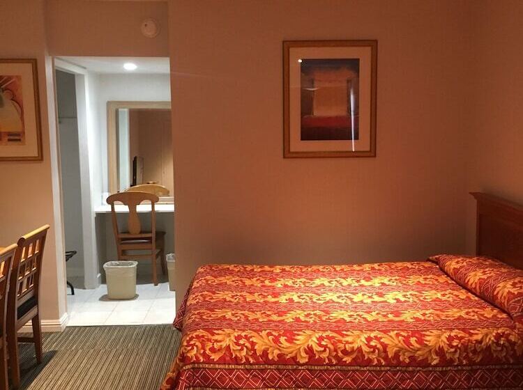 Standard Værelse, Century Inn At Lax