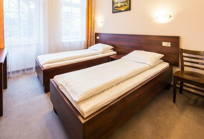 اتاق استاندارد, Cesarski   Kaiserhof