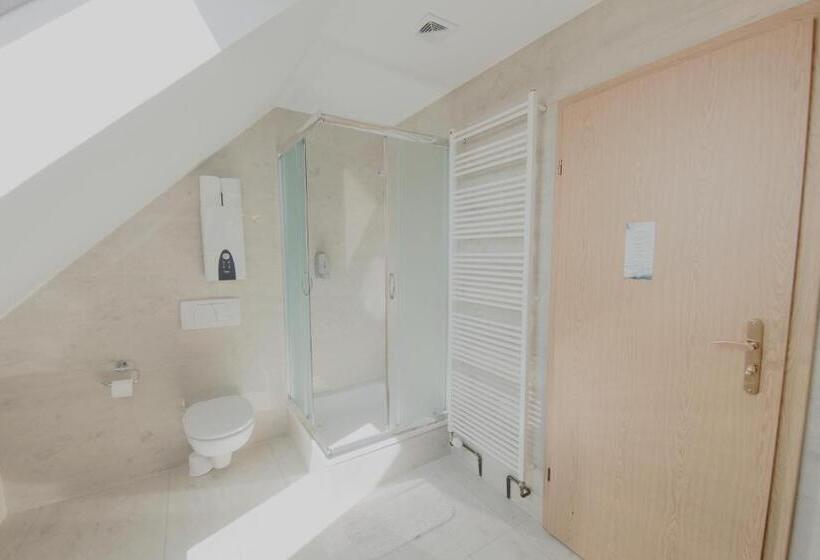 آپارتمان 2 خوابه, Cesarski   Kaiserhof