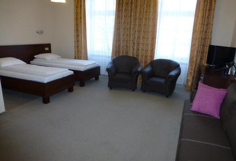 اتاق سوپریور سه تخته, Cesarski   Kaiserhof