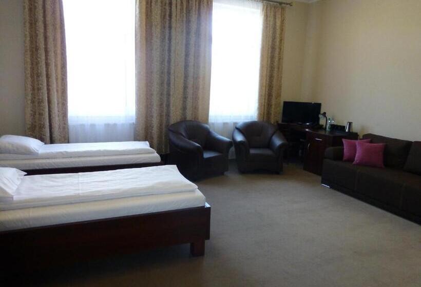 اتاق سوپریور سه تخته, Cesarski   Kaiserhof