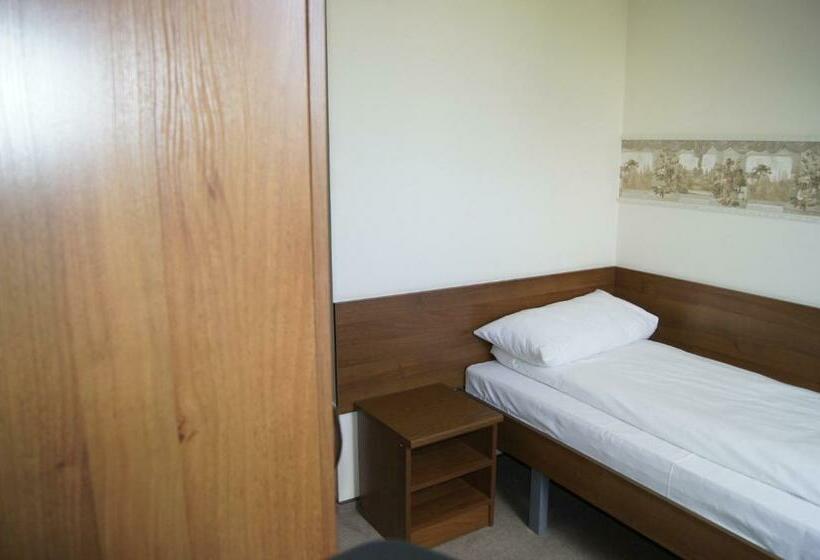 اتاق استاندارد یک نفره, Cesarski   Kaiserhof