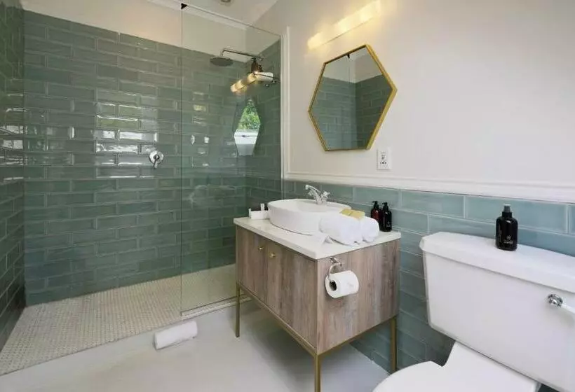 スタンダードルーム, Chapter House Boutique Hotel By The Living Journey Collection