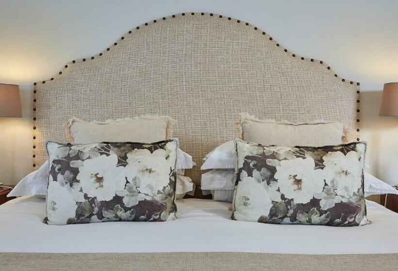 اتاق استاندارد, Chapter House Boutique Hotel By The Living Journey Collection