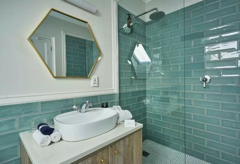 スタンダードルーム, Chapter House Boutique Hotel By The Living Journey Collection