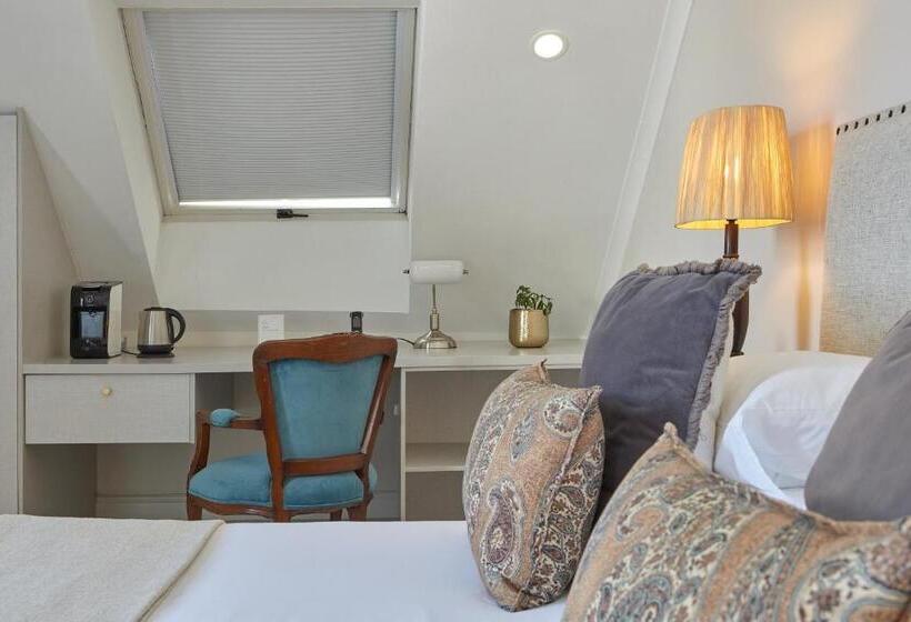 جناح سوبيريور, Chapter House Boutique Hotel By The Living Journey Collection