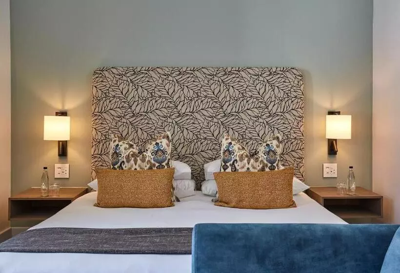 キングサイズベッドのスーペリアルーム, Chapter House Boutique Hotel By The Living Journey Collection