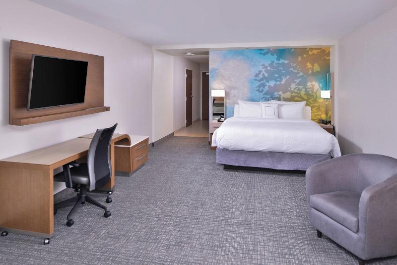 غرفة قياسية, Courtyard By Marriott Columbus Grove City
