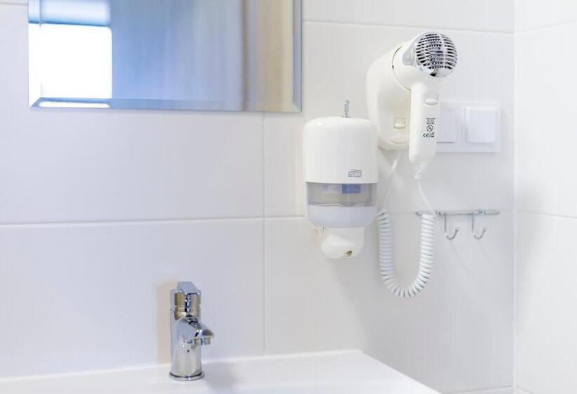 Номер Стандарт, Konopielka