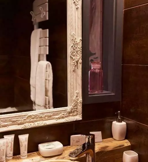 デラックスルーム, Hôtel Le Manoir Des Montagnes