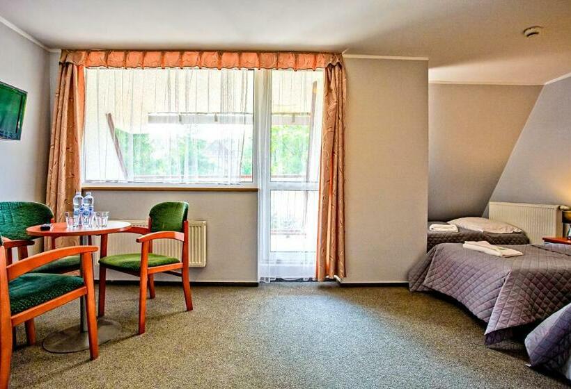 Номер Стандарт Трехместный, Karolinka