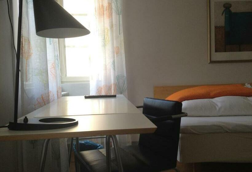 스탠다드 싱글 룸, L Oskar