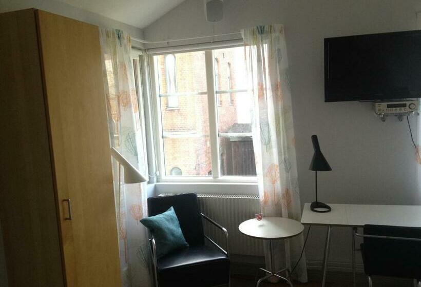 스탠다드 싱글 룸, L Oskar