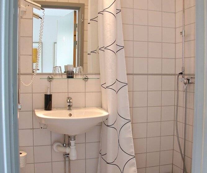 스탠다드 싱글 룸, L Oskar