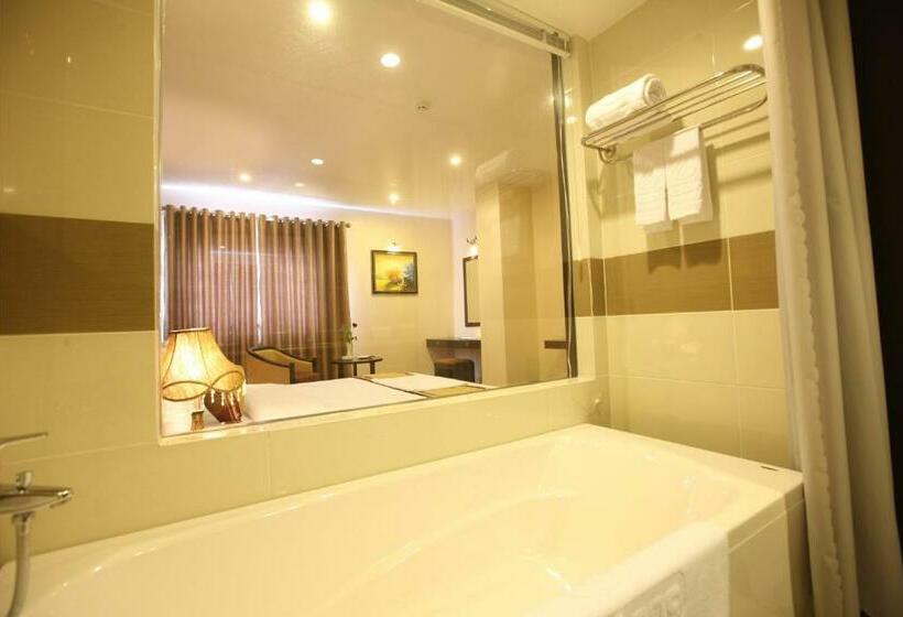 اتاق سوپریور, Lac Long  Hai Phong