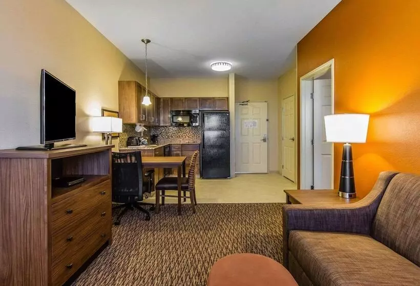スイート, Mainstay Suites Watford City   Event Center