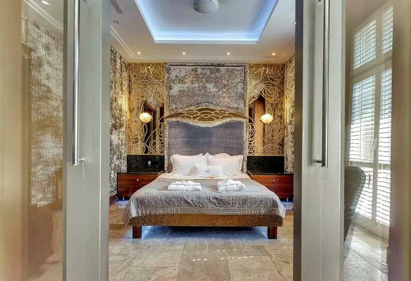 اتاق لوکس, Mala Anglia Deluxe Rooms & Spa