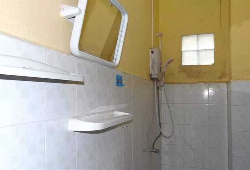 스탠다드 트리플 룸, Mao Phashok Guesthouse