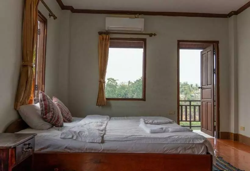 バルコニー付きスタンダードルーム, Mao Phashok Guesthouse