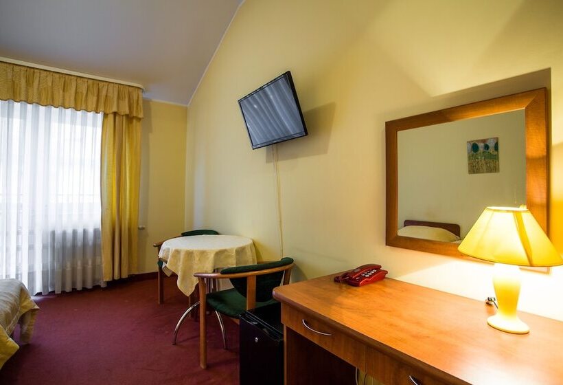 Номер Стандарт, Nat Kołobrzeg