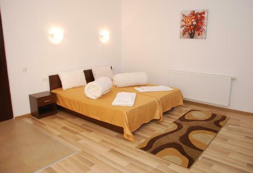 家庭套房, Pensiunea Zbor