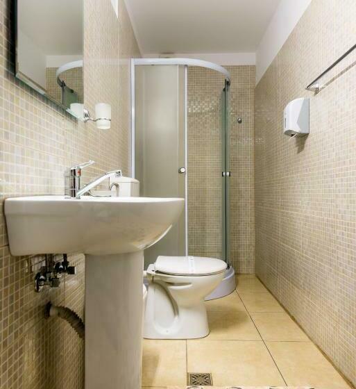 家庭套房, Pensiunea Zbor