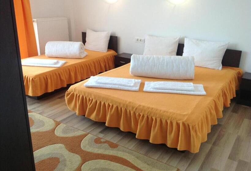 标准三人间, Pensiunea Zbor