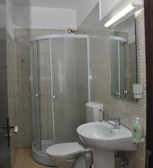 标准间, Pensiunea Zbor