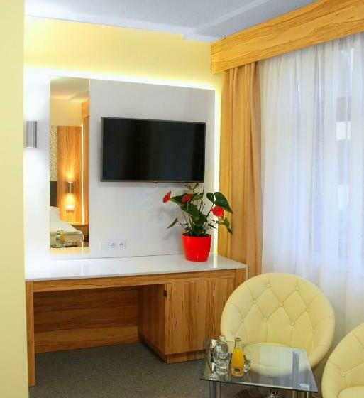 标准间, Przy Baszcie