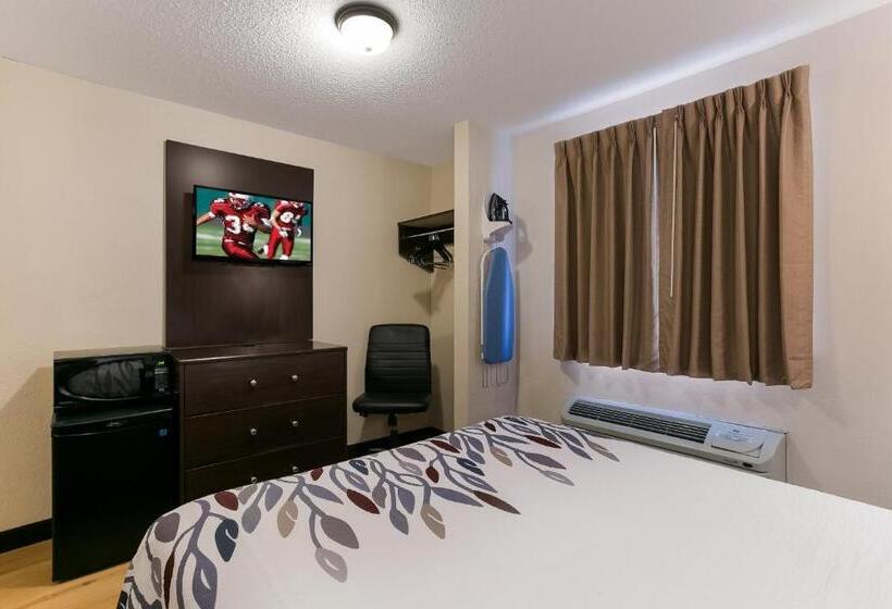 带特大床的豪华房间, Red Roof Inn Hershey