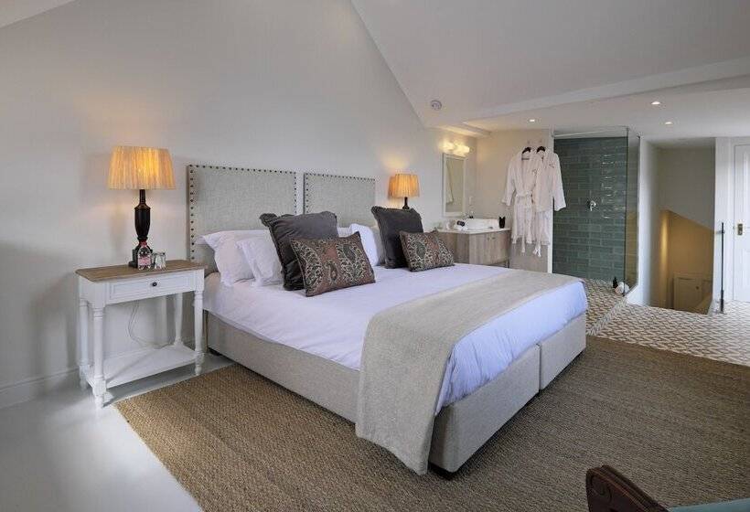 جناح سوبيريور, Chapter House Boutique Hotel By The Living Journey Collection