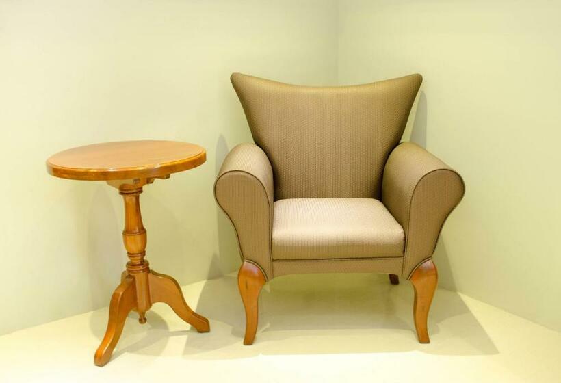 סוויטה אקזקיוטיב, Ritz