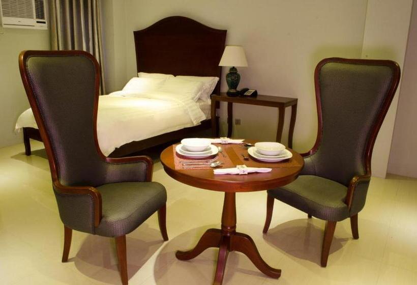 סוויטה מלכותית, Ritz