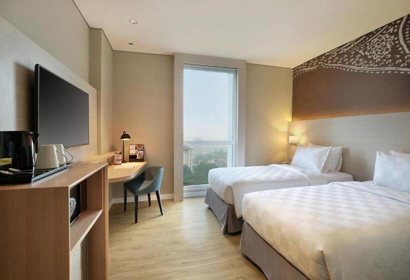 豪华房间, Swissbelinn Saripetojo Solo