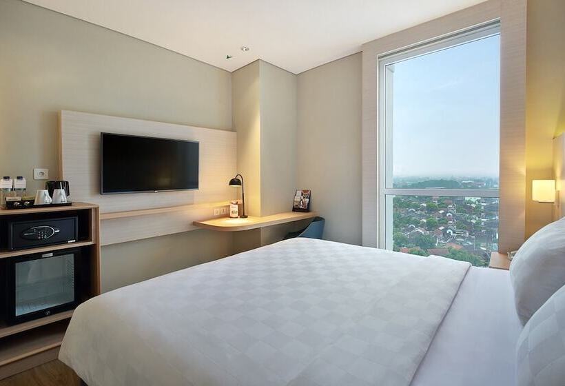 豪华房间, Swissbelinn Saripetojo Solo